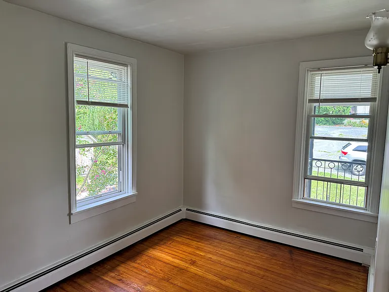 225 W Main St Apt 4 — Photo 14