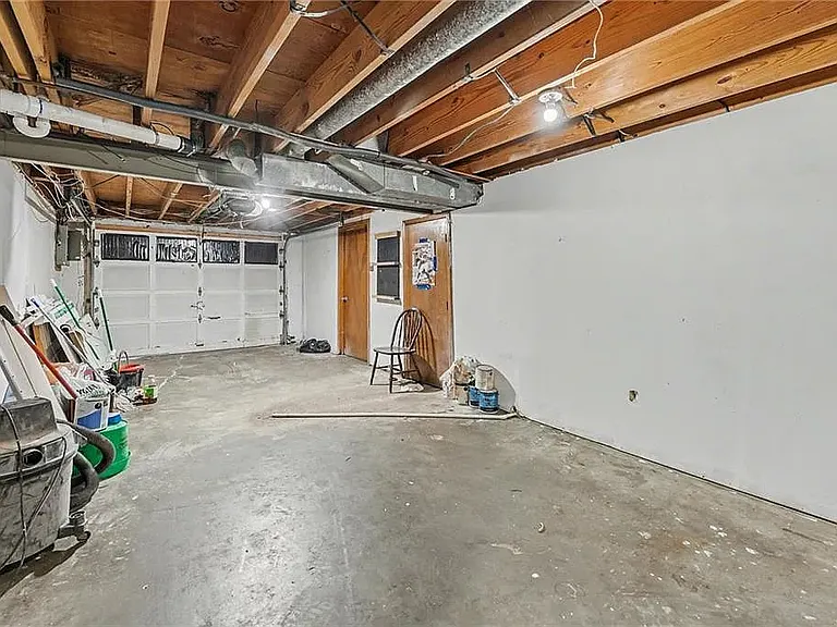 3522 NE 72nd St — Photo 9