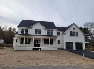 14 Litchfields Way, Walpole, MA 02081
