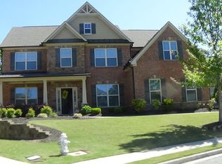 5935 Kendrix Woods Ct, Sugar Hill, GA 30518