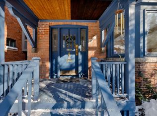 25 Wells Hill Ave, Toronto, ON M5R3A5