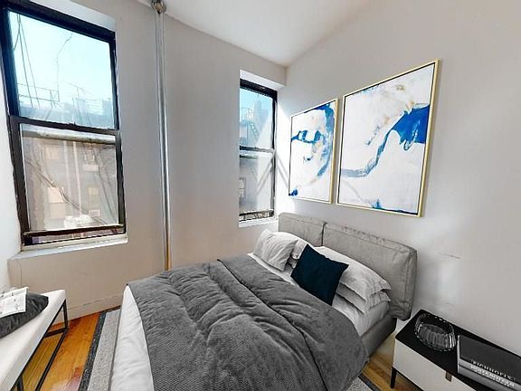 3rd image of 312 E 91st St #5R2