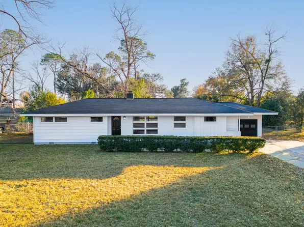 304 Elizabeth Ave, Albany, GA 31705