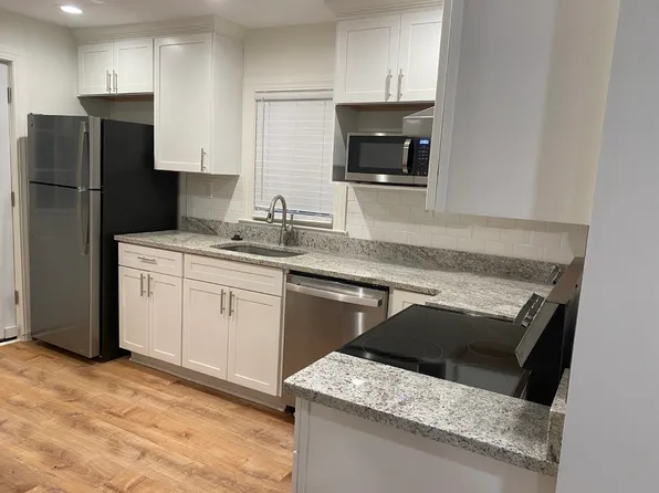 79-81 New Rd, Avon, CT 06001