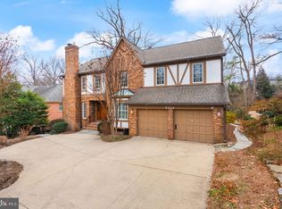 5514 Little Falls Rd, Arlington, VA 22207