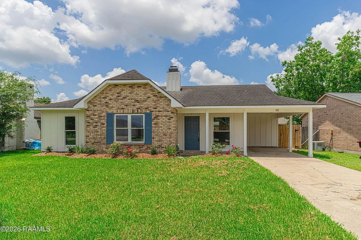 3 bed, 2.0 bath, 1260 sqft, $1,850 — Photo 1