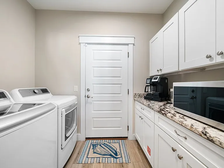 Laundry Room Cabinet