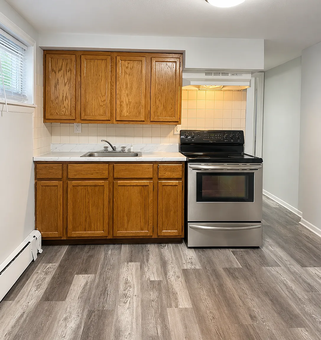 2 bed, 870 sqft, $1,410 — Photo 2