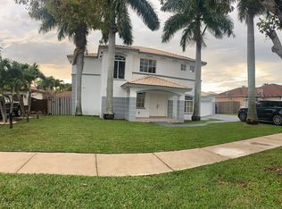 25572 SW 122nd Ct, Homestead, FL 33032