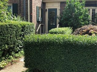 123 Alsace St, Bridgeport, CT 06604
