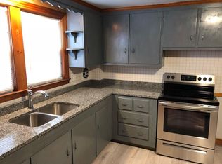 10 Thompson St, Warren, RI 02885