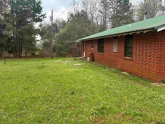 2nd image of 683 County Road 1209