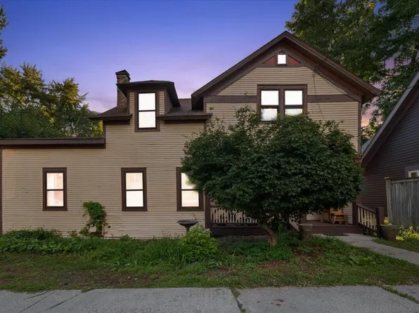 211 Charles Ave SE, Grand Rapids, MI 49503