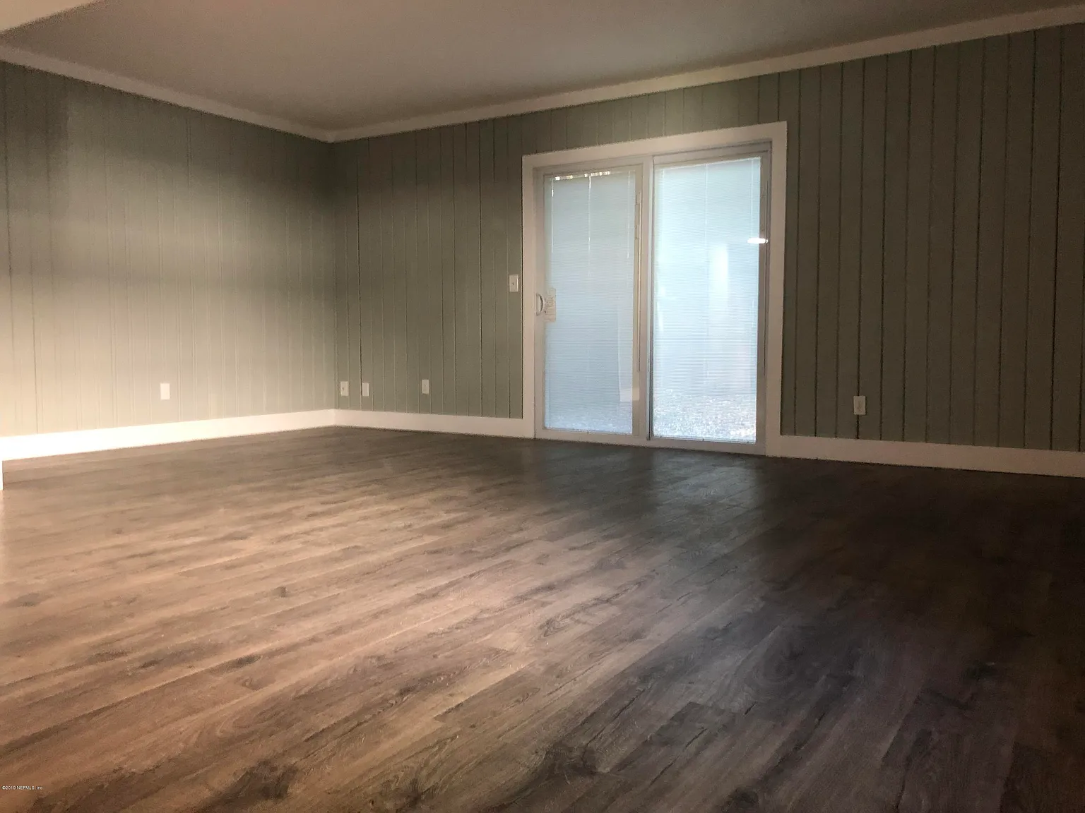 2 bed, 1.5 bath, 1321 sqft, $2,495 — Photo 3