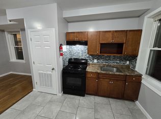 224 3rd St #5, Elizabethport, NJ 07206