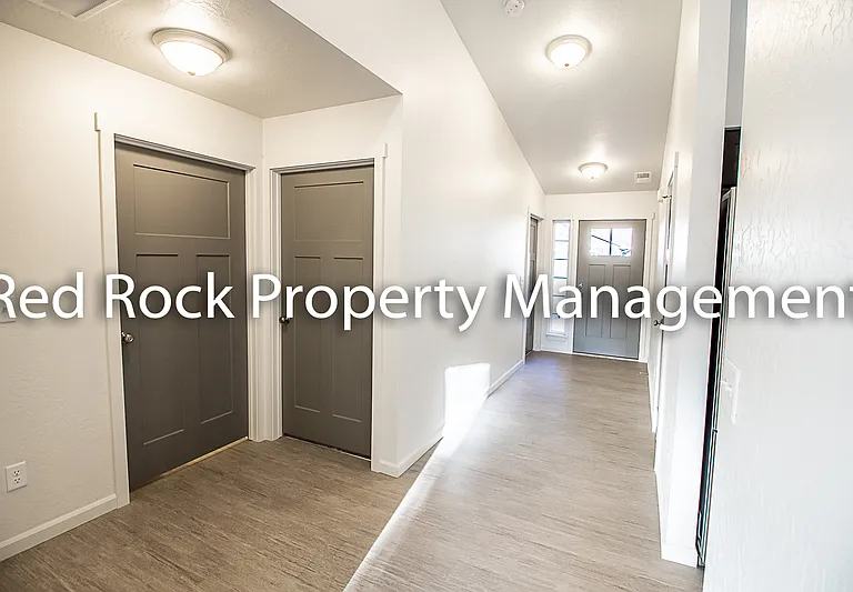 2606 N Arties Ln — Photo 3