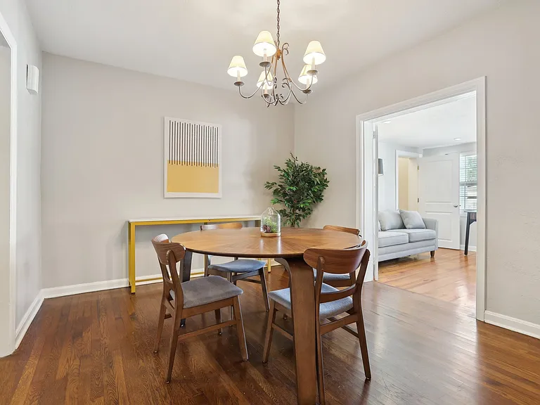 1003 W Princeton St — Photo 5