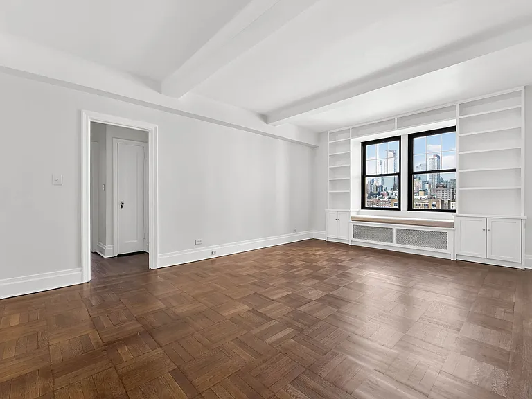 172 W 79th St #11F — Photo 1
