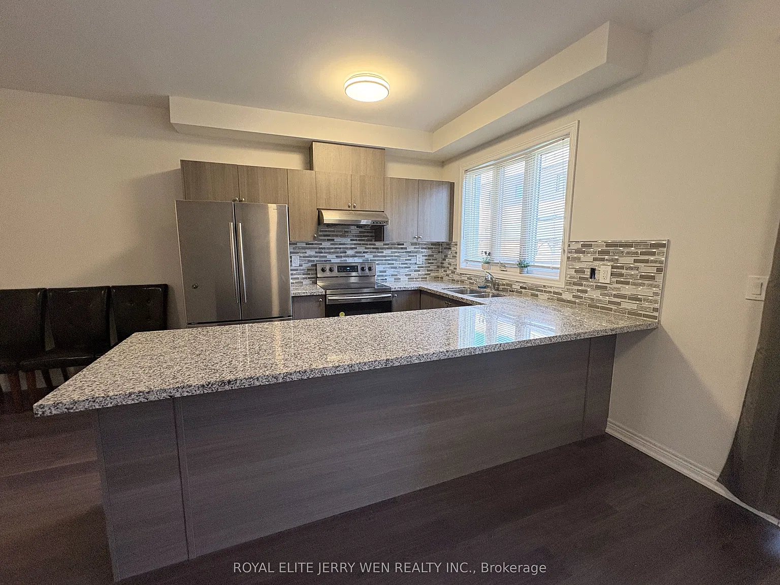 5 bed, $3,500 — Photo 4