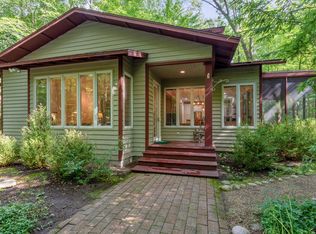 9458 California Rd, Union Pier, MI 49129