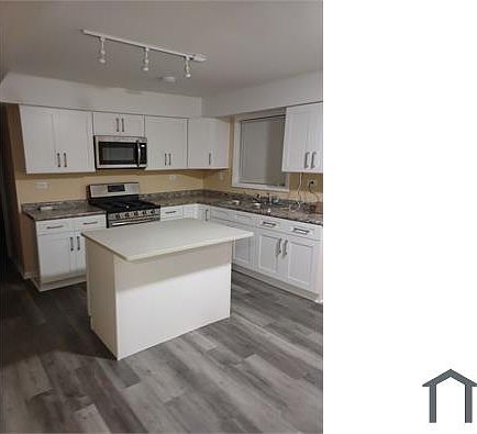 4th image of 1645 Harbor Ave #1
