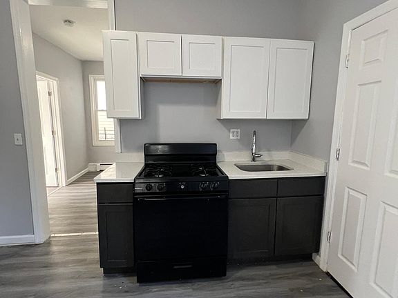3rd image of 103 Sunset Ave #1