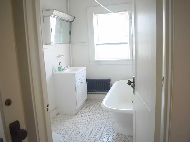 1414 N Piedras St — Photo 4