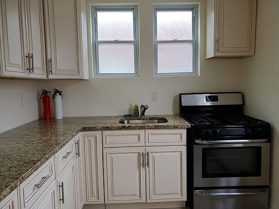 3rd image of 3134 100th St Floor 2