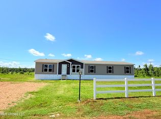 100 Storm Cv, Grenada, MS 38901