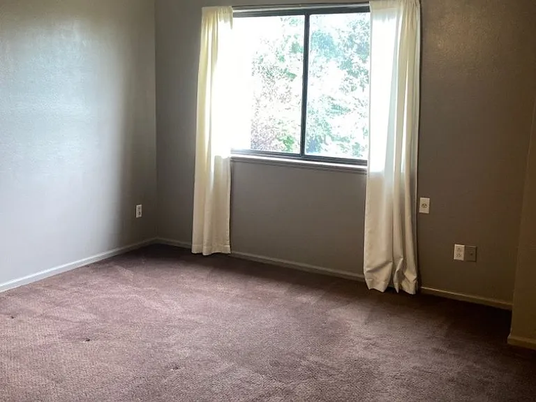 2930 Rams Ln #B — Photo 14