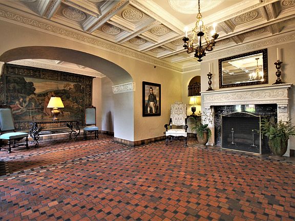 2nd image of 2140 Bonnycastle Ave APT 3D