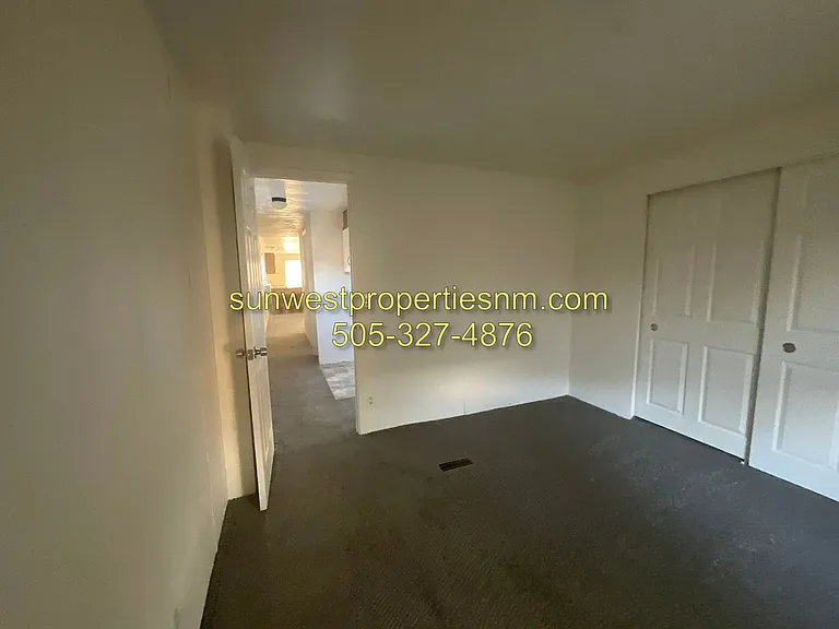 1310 Sanchez Ln — Photo 7