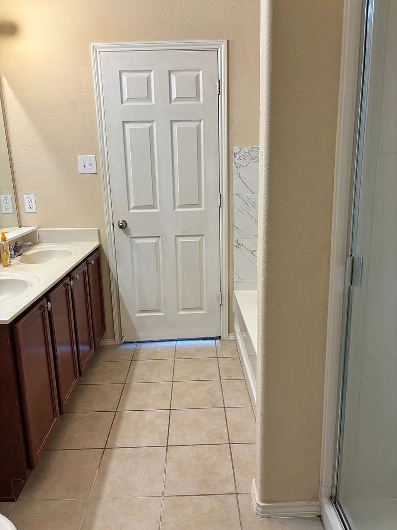 Stunning 5-Bedroom Home in Keller ISD Flexible Layout with Game Room! — Photo 2