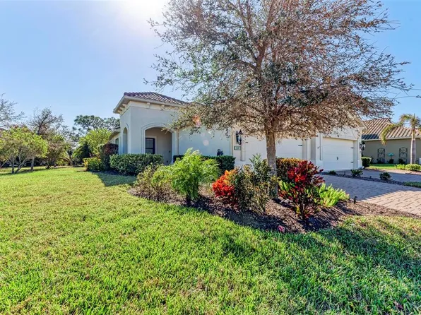 1269 Backspin Dr, Englewood, FL 34223