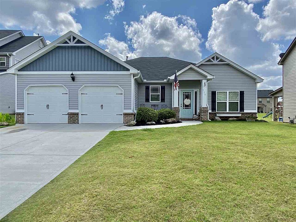 1st image of 516 E Czardas Way