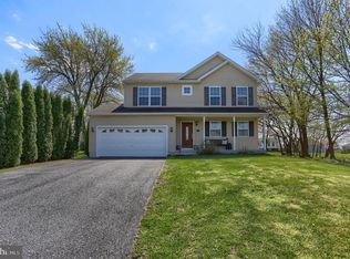 17A W Market St, Myerstown, PA 17067