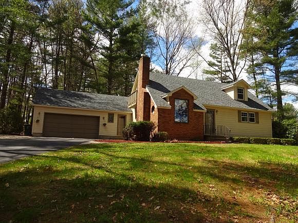 1st image of 14 Wilshire Dr
