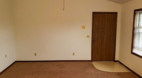 4th image of 645 Galena Ct
