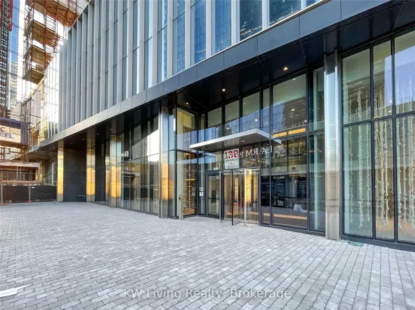 138 Downes St, Toronto, ON