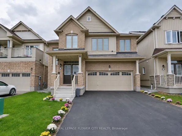 7843 Butternut Blvd, Niagara Falls, ON L2H 0N3