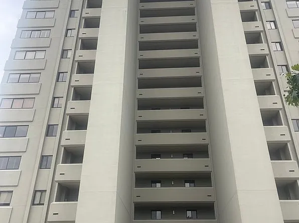 350 S John Q Hammons Pkwy APT 7B, Springfield, MO 65806