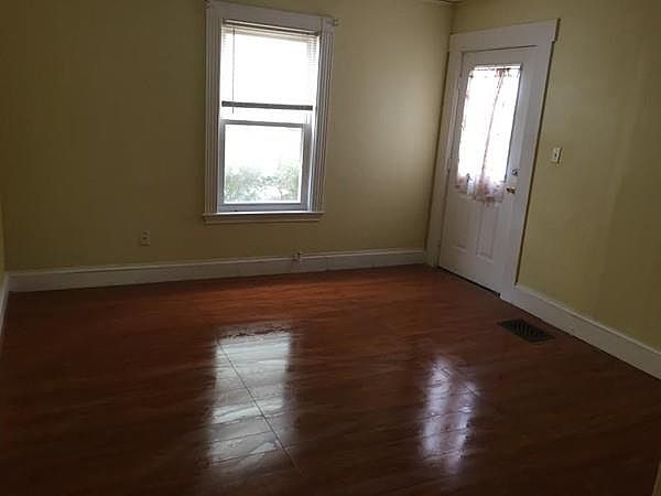 2nd image of 322 Fayette St #1