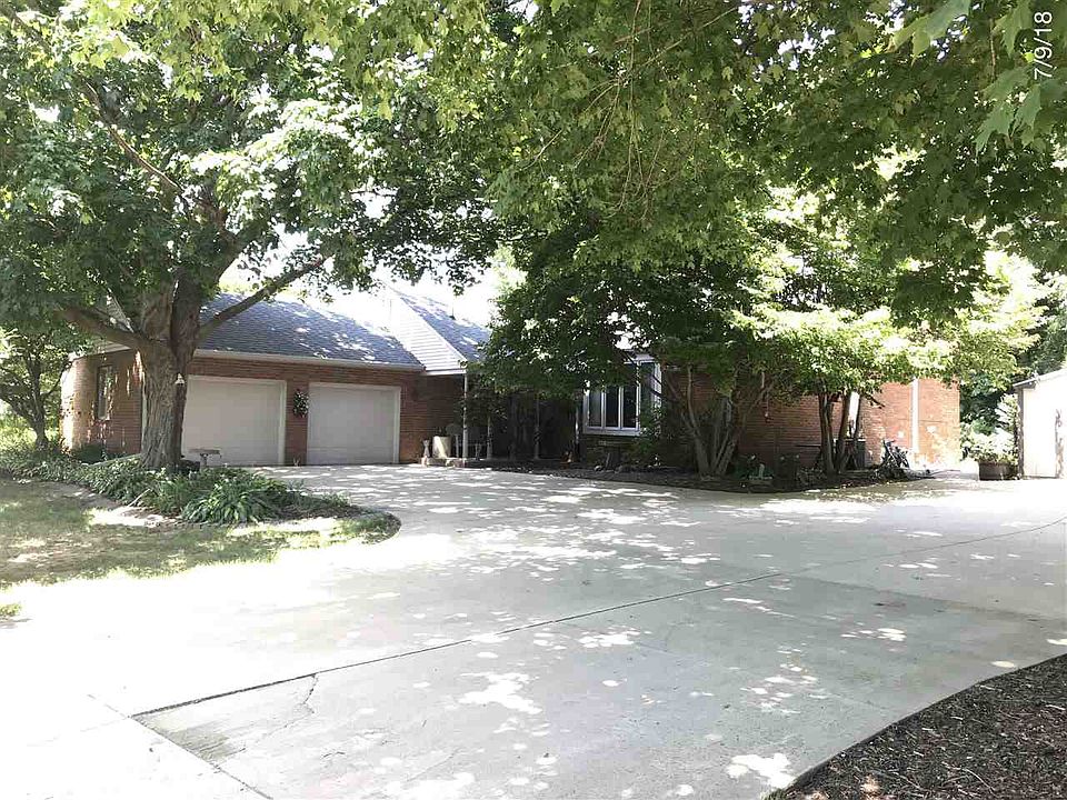 1st image of 29 Deer Ct