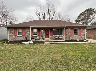 917 Springmont Dr, Hopkinsville, KY 42240