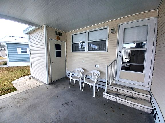 5th image of 37811 Chancey Rd #242