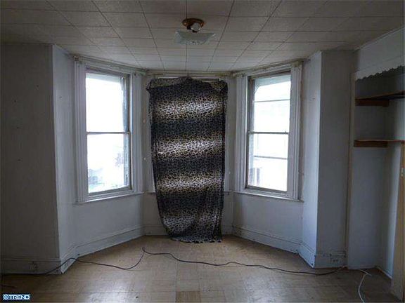 5th image of 1418 N Conestoga St