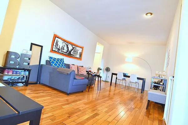 Rented by Manhattan Spaces | media 15