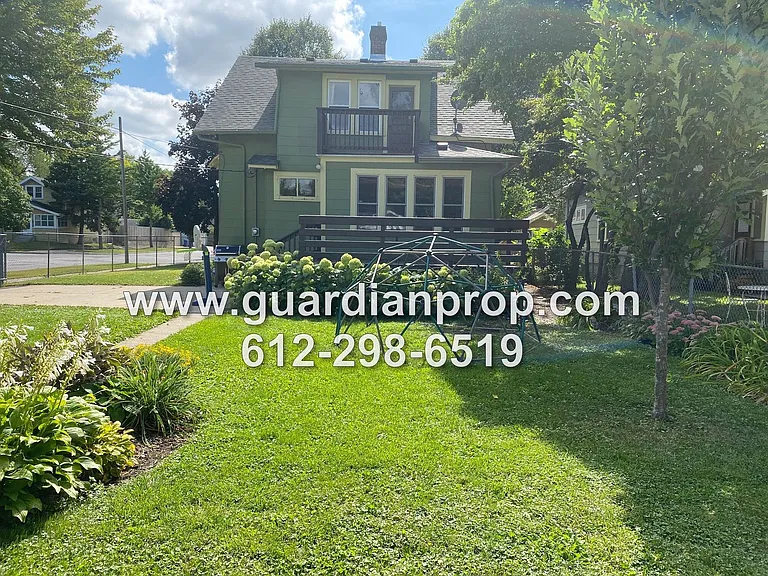 983 Edmund Ave — Photo 19