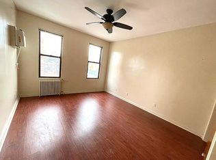 30-64 21st St #2F, Astoria, NY 11102
