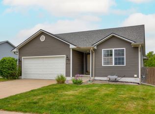 2416 Grand River Dr, Des Moines, IA 50320